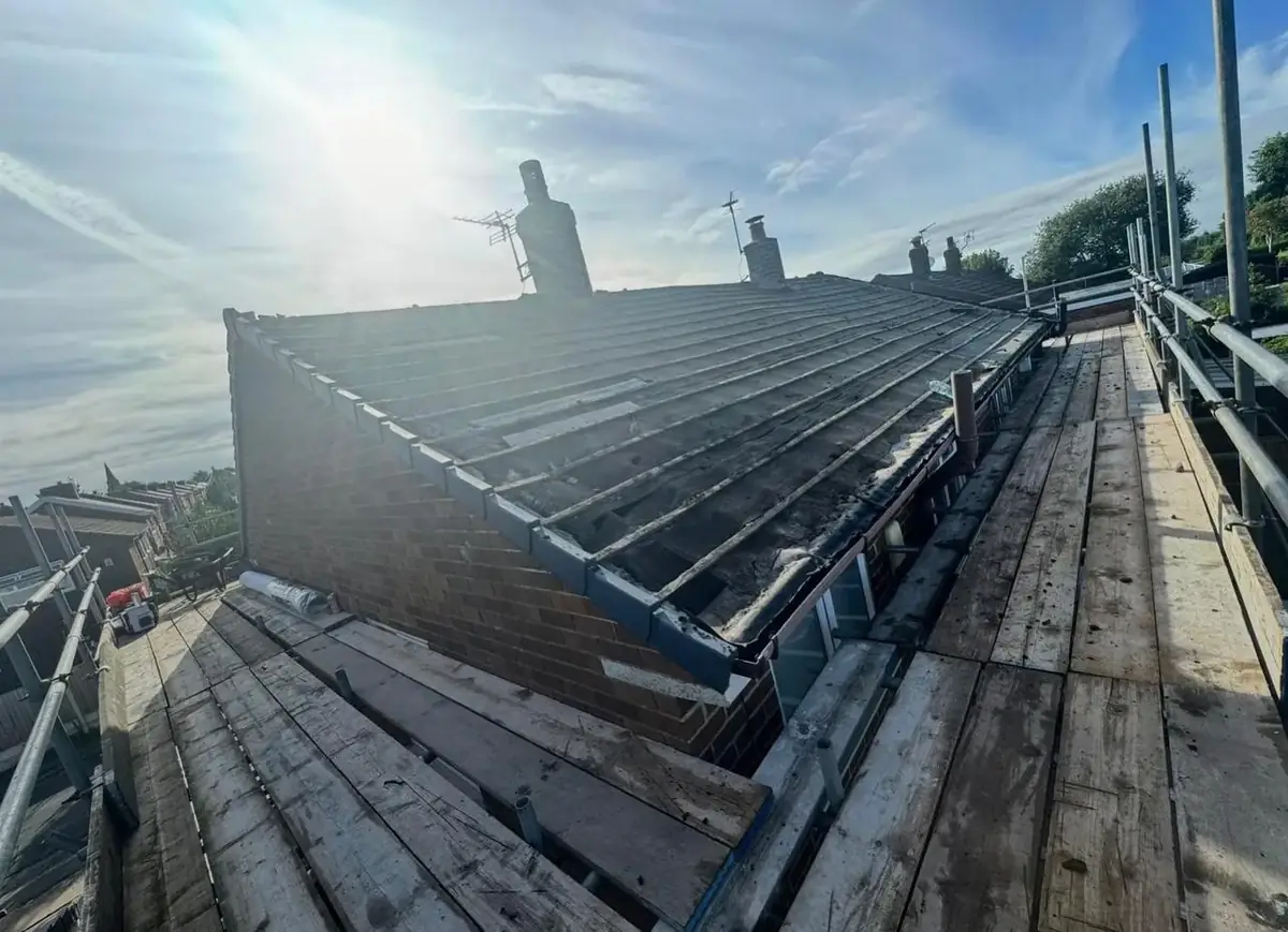 A terrace re-roofed in tile: the old roof